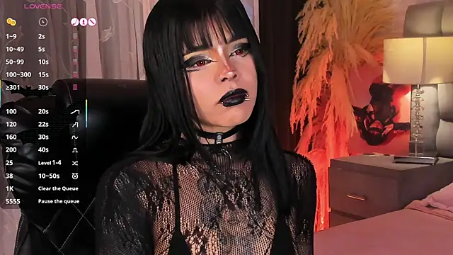 SweetDevil 7 online show from June 25, 11:28 pm