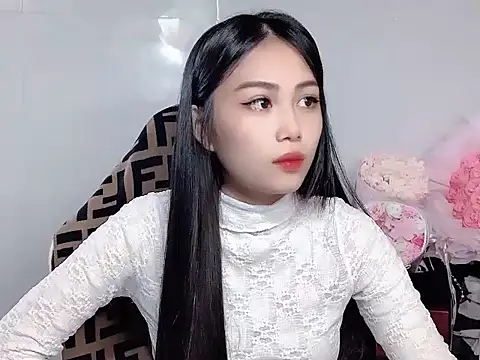 Thuy79 online show from March 8, 4:11 pm