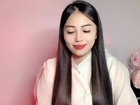 Thuy79 online show from March 18, 6:57 pm