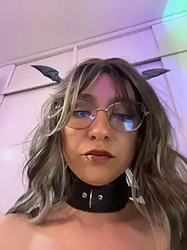 lilith rr online show from June 25, 4:23 am