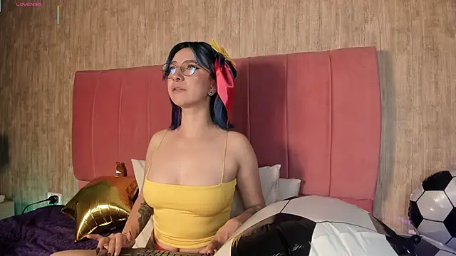 lilith rr online show from June 18, 4:58 am