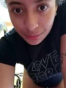 Churitos69 online show from June 13, 9:12 pm