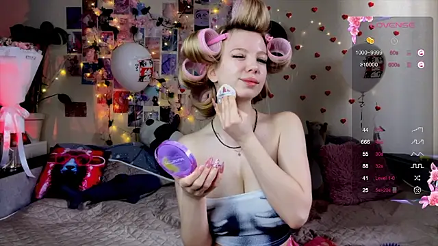 Akari-moon online show from March 30, 9:31 am