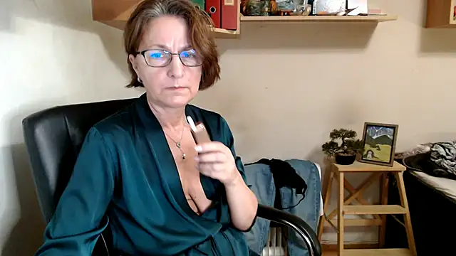 katemodel online show from July 22, 6:47 am
