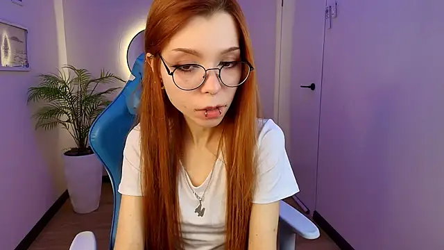 PinkAn8el online show from March 12, 3:42 am