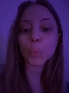 MollyHilton online show from March 1, 3:34 pm