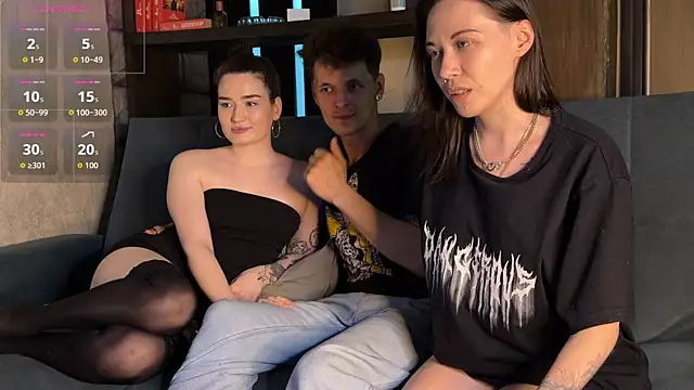 Three Some Dream online show from June 18, 4:01 pm