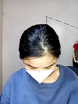 Daisy-lusia2026 online show from March 2, 2:35 pm