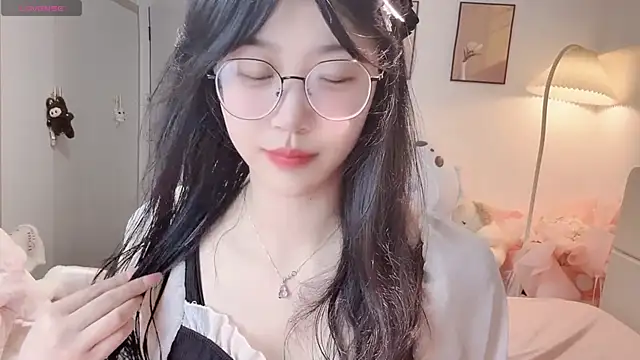 Luminous4173 online show from July 15, 1:49 pm