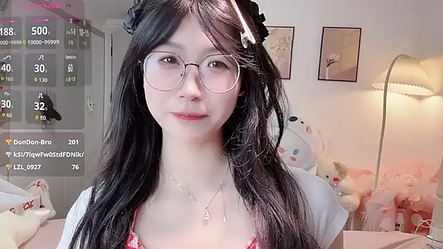 Luminous4173 online show from July 14, 1:27 pm