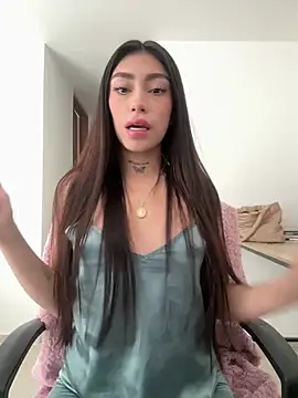 Bonny Eva online show from August 4, 6:03 pm