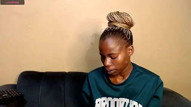 AppleAsss online show from June 17, 5:42 am