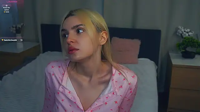 PatricePerlow online show from February 10, 8:28 am