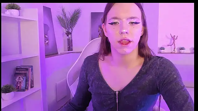 Madison dolly online show from March 9, 9:23 am