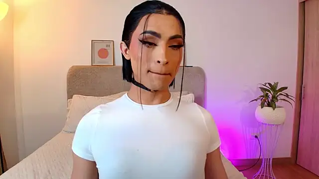 KarolPortellaa online show from June 16, 12:44 am