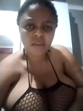 PrettyLisa26 online show from June 26, 10:00 pm