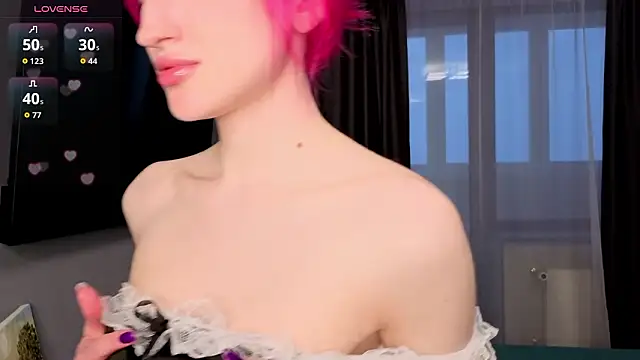 alice toffee online show from March 13, 1:12 pm