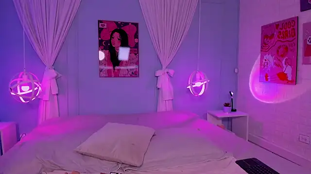 Cleo Foxx online show from June 9, 12:26 pm