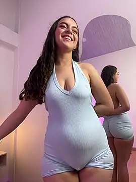 Annie bonnie  online show from July 6, 3:03 pm