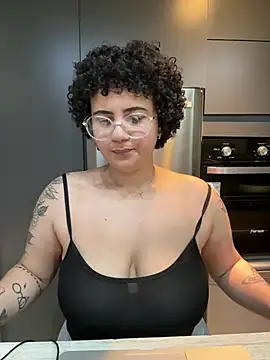 BabyChanntal online show from March 8, 10:24 pm