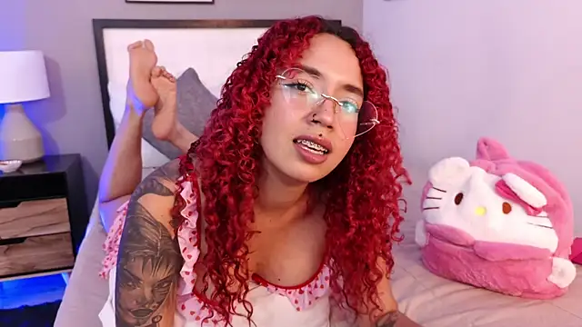 QueenRose    online show from May 11, 4:04 pm