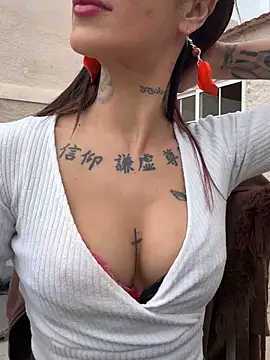 MelaFoxx online show from February 11, 11:55 am