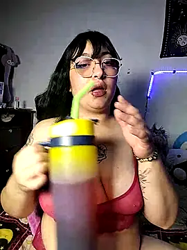 Lilith Oni66 online show from March 6, 9:10 pm