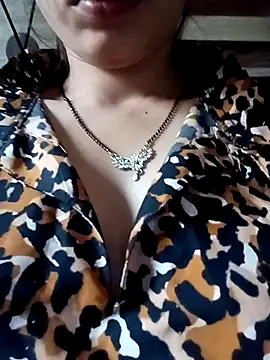 khushi rawat online show from March 2, 11:28 am