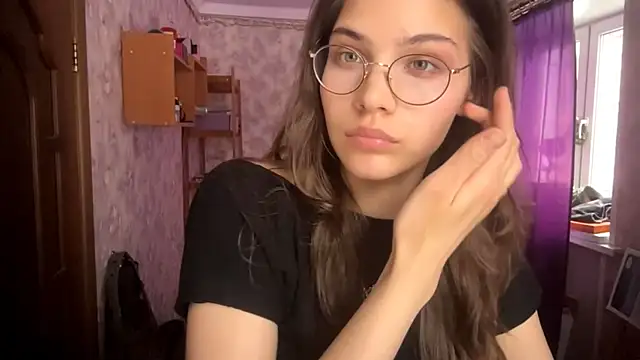 EdythRozier online show from March 6, 12:44 pm