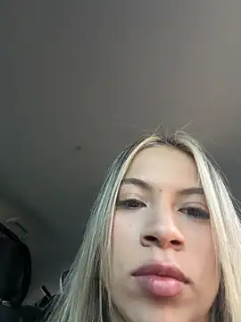 Mia Rosee1 online show from June 29, 10:20 pm