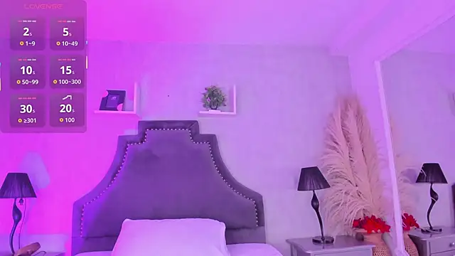 KarelyMitchel online show from April 28, 1:26 pm