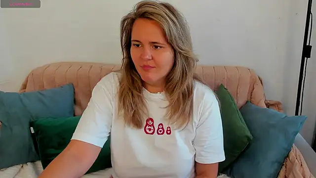 LilyBel online show from August 2, 1:19 am
