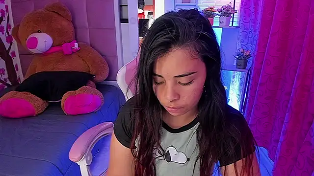 liany taylor online show from March 10, 3:43 am