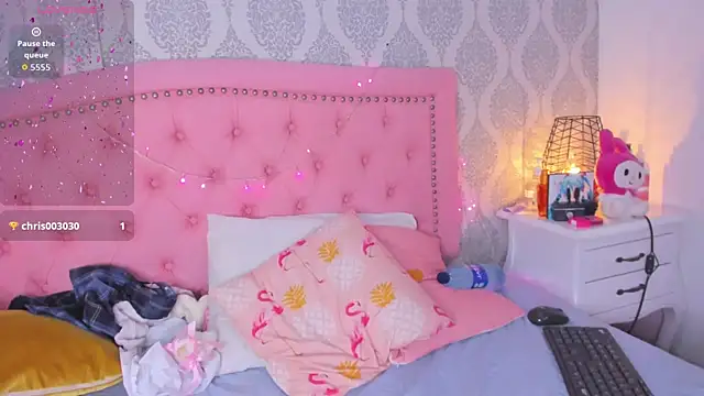 dolly kitter online show from June 16, 1:01 pm