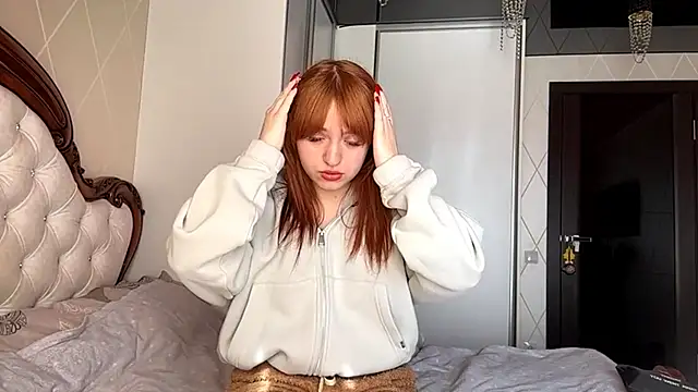 KatheyMichelfelder online show from March 6, 9:59 am