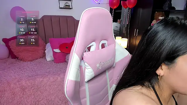 SiennaBloom online show from February 16, 10:37 am