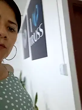 dulcenena moon online show from January 31, 10:30 pm