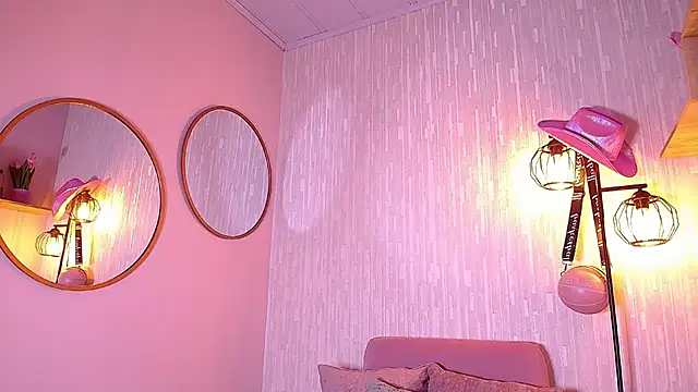 Kitty madness online show from July 15, 3:39 pm
