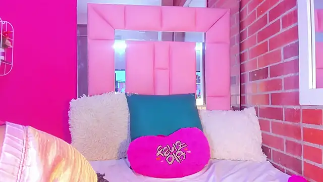 Baby doll XOXO online show from March 13, 3:08 am