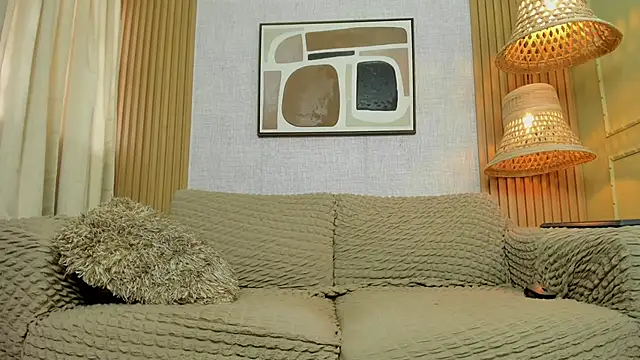 Kitty Wild 19 online show from February 28, 8:30 pm