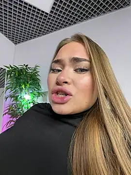 MonicaWestt online show from June 15, 7:52 am
