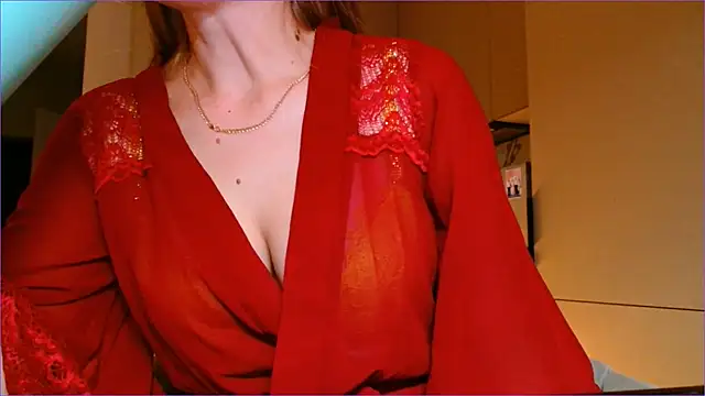 BluueSilk online show from November 20, 8:15 am