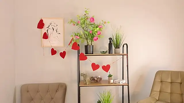 Noiry Vuvez online show from May 28, 8:07 pm