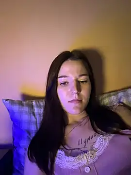 OliaLav online show from February 23, 8:08 pm