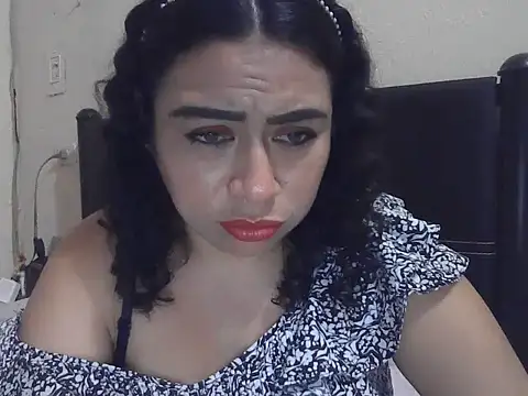 DalilahMx online show from July 10, 1:28 am