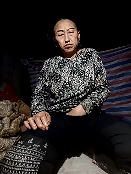 Ami-su online show from March 17, 7:18 pm