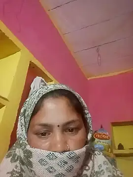 Julilodhi8695 online show from February 11, 4:08 pm