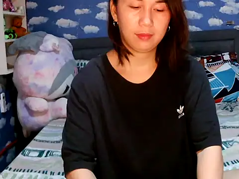 Kitty Bear02 online show from March 5, 12:56 pm