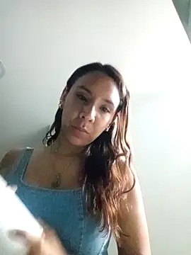 MiaSantana  online show from March 5, 11:44 pm