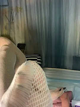 lenanane0126 online show from March 9, 1:25 pm